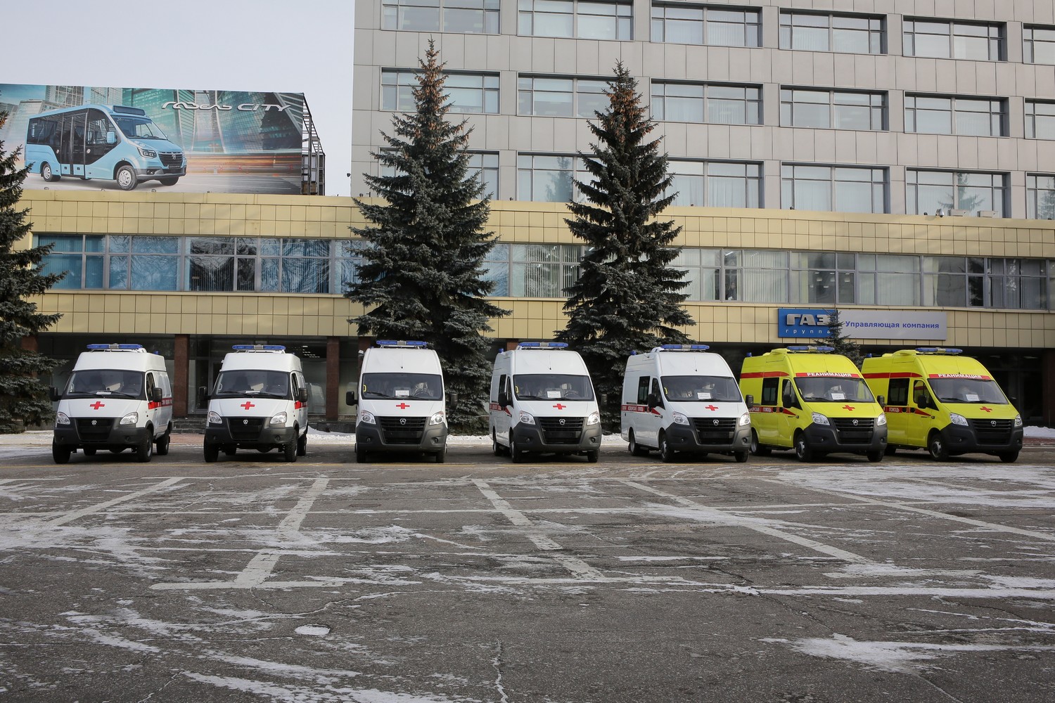 Региональный автопарк скорой медицинской помощи пополнился 11 машинами