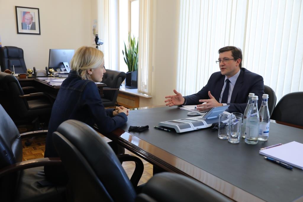 Глеб Никитин провел встречу с исполнительным директором Российского движения школьников Ириной Плещевой