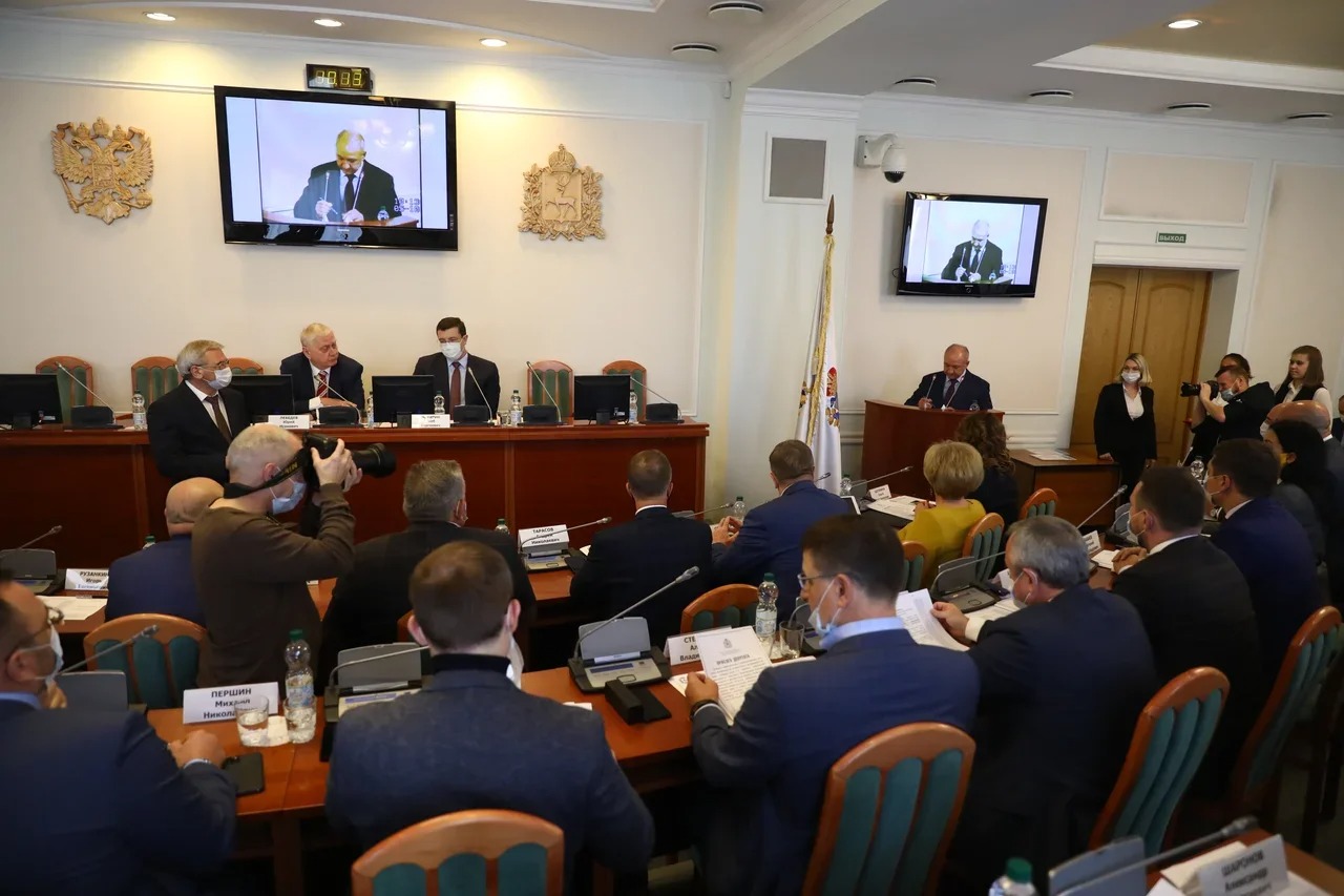Глеб Никитин поздравил депутатов Законодательного собрания VII созыва с началом работы