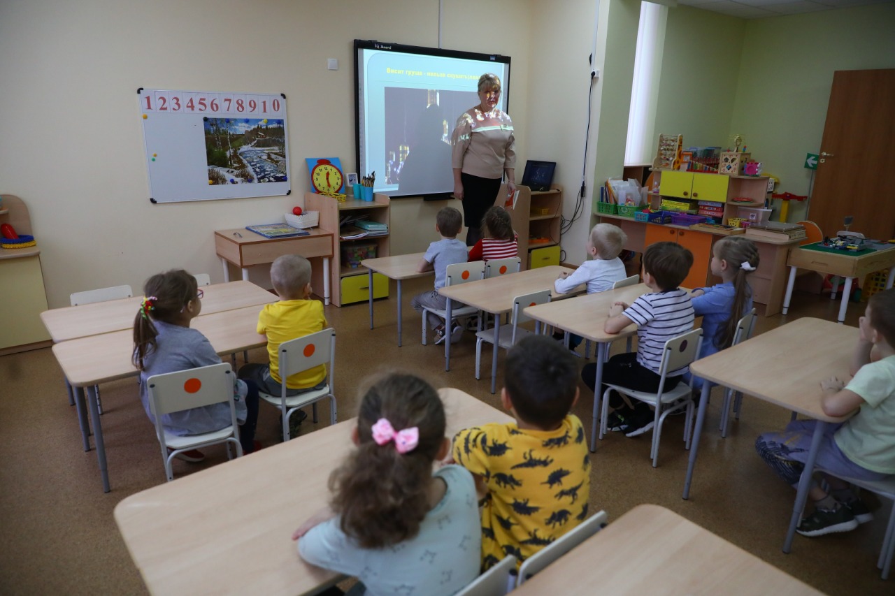 Эвакуированные из Донбасса дети на этой неделе садятся за парты в нижегородских школах
