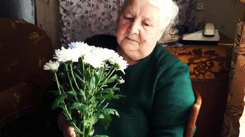 Учительница первая моя…
