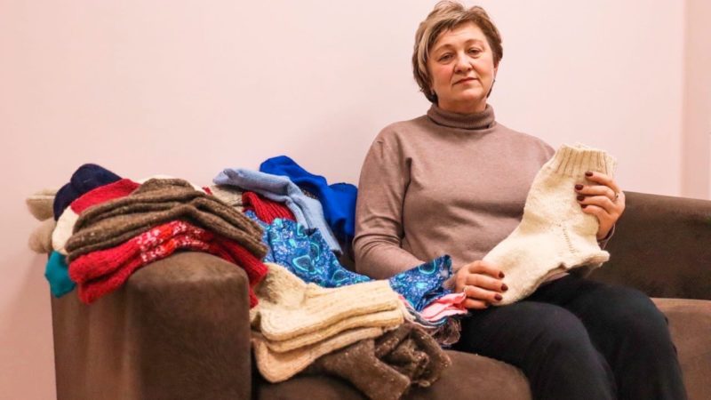 Умеете вязать – вяжите для солдат