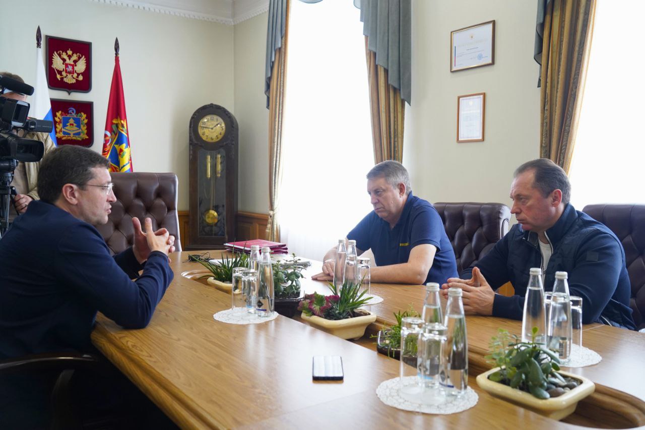 Глеб Никитин встретился с мобилизованными нижегородцами в Клинцах Брянской области