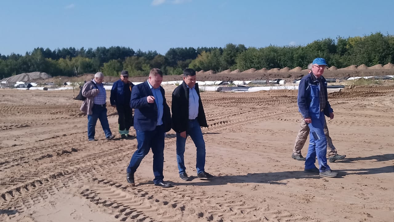 На бывшей городской свалке в Богородске началась укладка плодородного слоя грунта