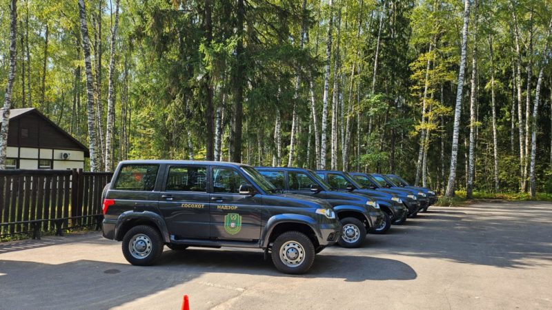 34 новых патрульных автомобиля вручили охотоведам и лесникам Нижегородской области в канун профессионального праздника