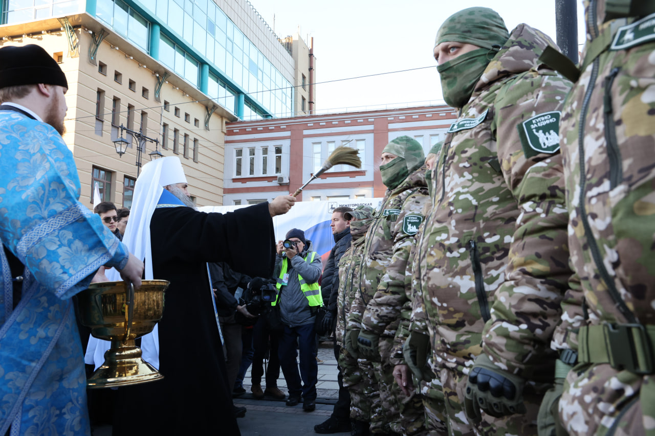 В День народного единства добровольцы отправились из Нижнего Новгорода для дальнейшей службы в зоне СВО