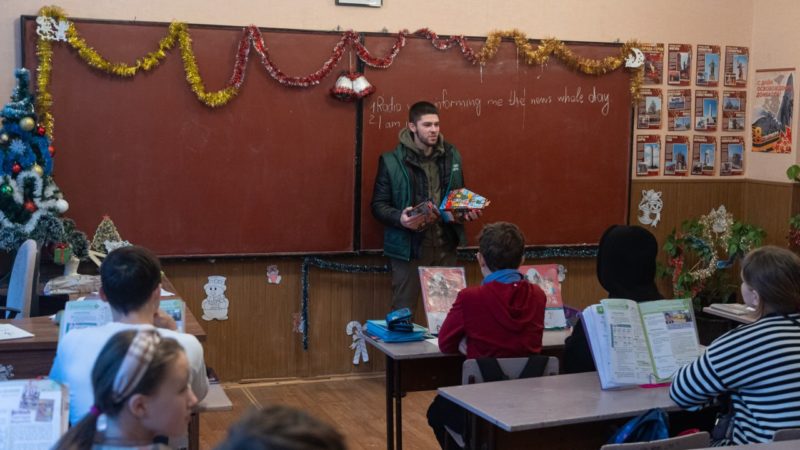 Около 9,5 тысячи новогодних подарков получили дети Большого Харцызска от губернатора и правительства Нижегородской области