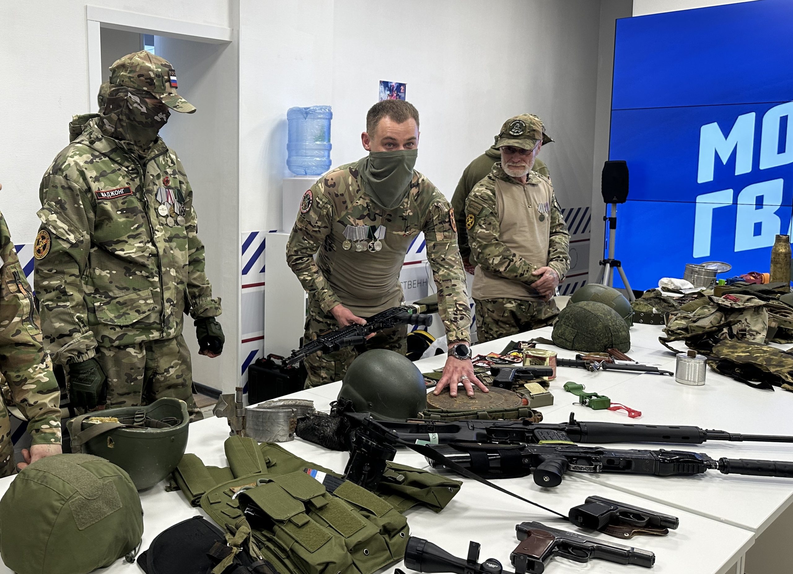 Участники СВО встретились с нижегородской молодежью в Штабе общественной поддержки