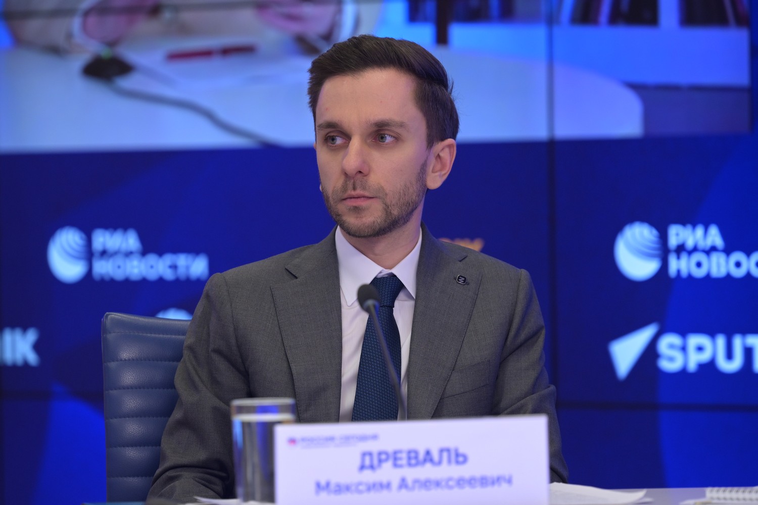 Более 100 выдающихся российских и зарубежных лекторов выступят на марафоне «Знание.Первые» в дни ВФМ-2024