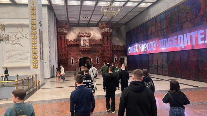 Дети участников СВО из Нижегородской области посетили Музей Победы в Москве в рамках тура «Память поколений»