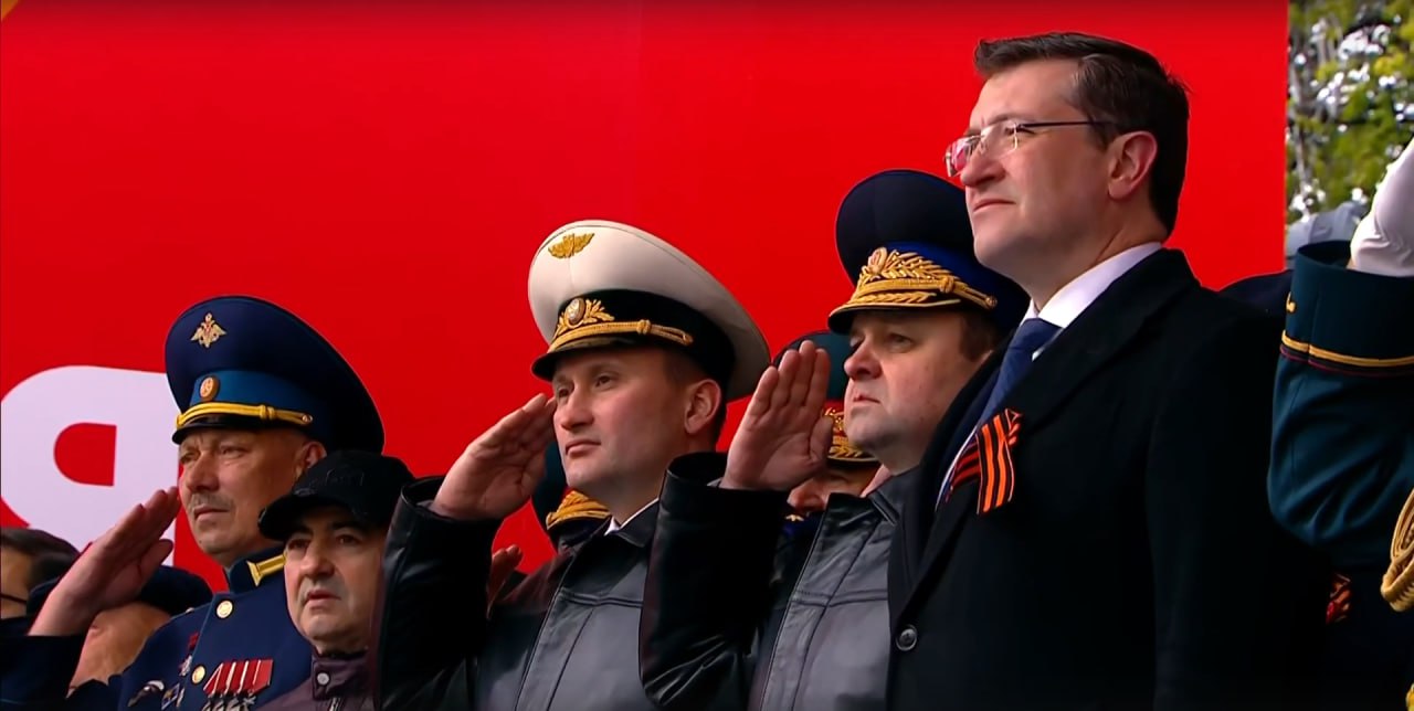 В Нижнем Новгороде прошел парад Победы