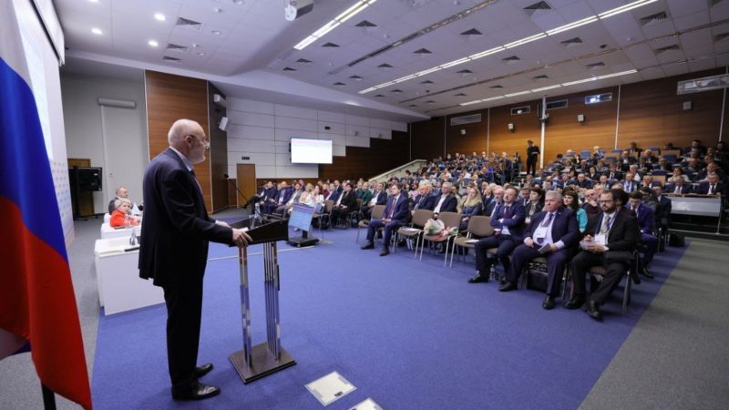 ПРЕДЛОЖЕНИЯ РЕГИОНОВ В ЗАКОН О МЕСТНОМ САМОУПРАВЛЕНИИ ПЕРЕДАДУТ В ГОСДУМУ