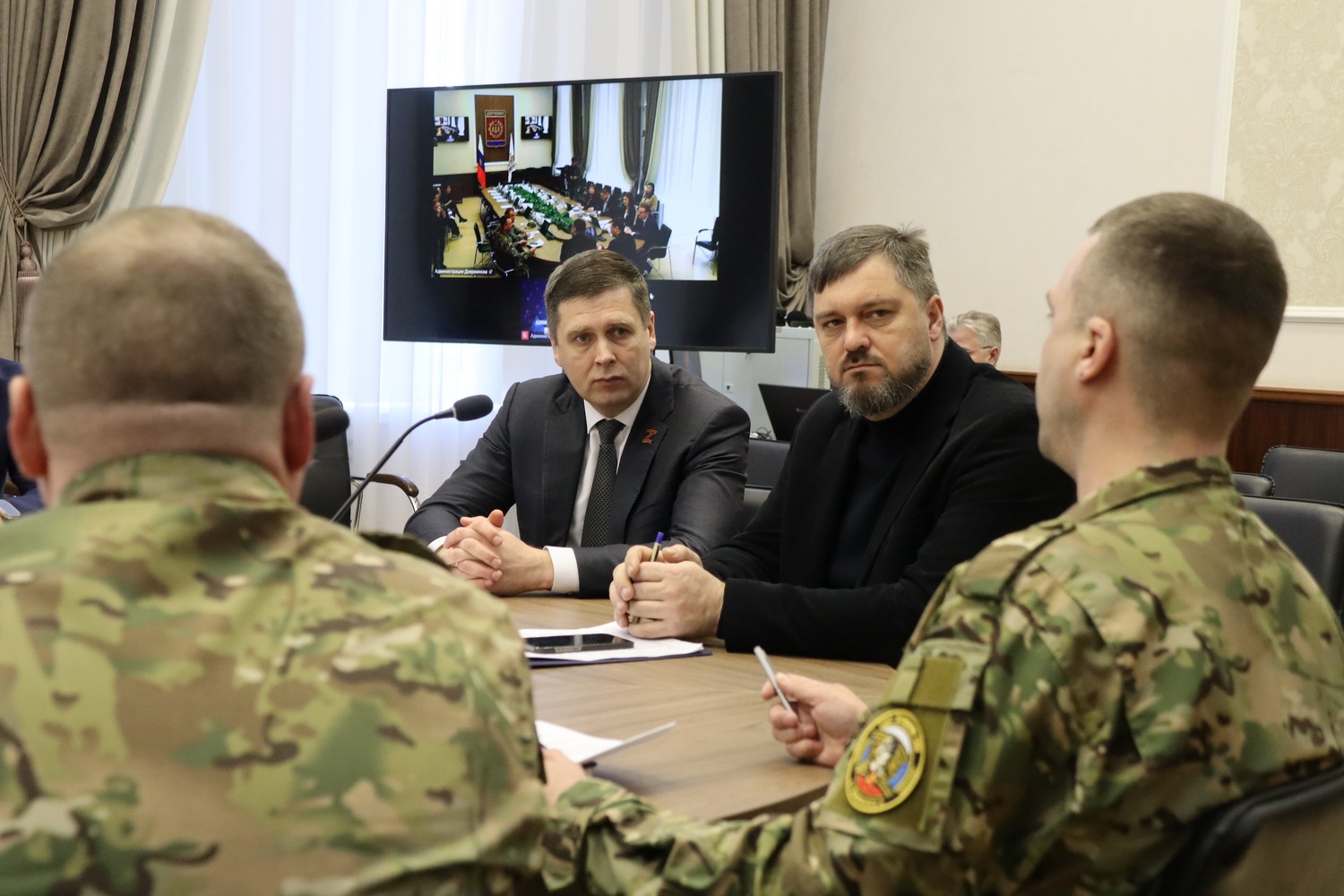 Программа «Герои. Нижегородская область», деятельность комиссии по поддержке участников СВО, вручение государственных наград и другие итоги недели
