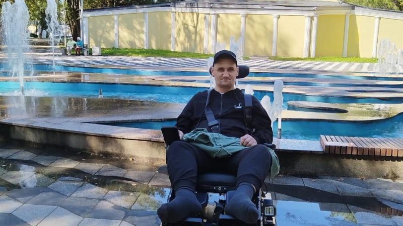 Фонд «Защитники Отечества» вручил инновационное многофункциональное инвалидное кресло ветерану СВО в Городце