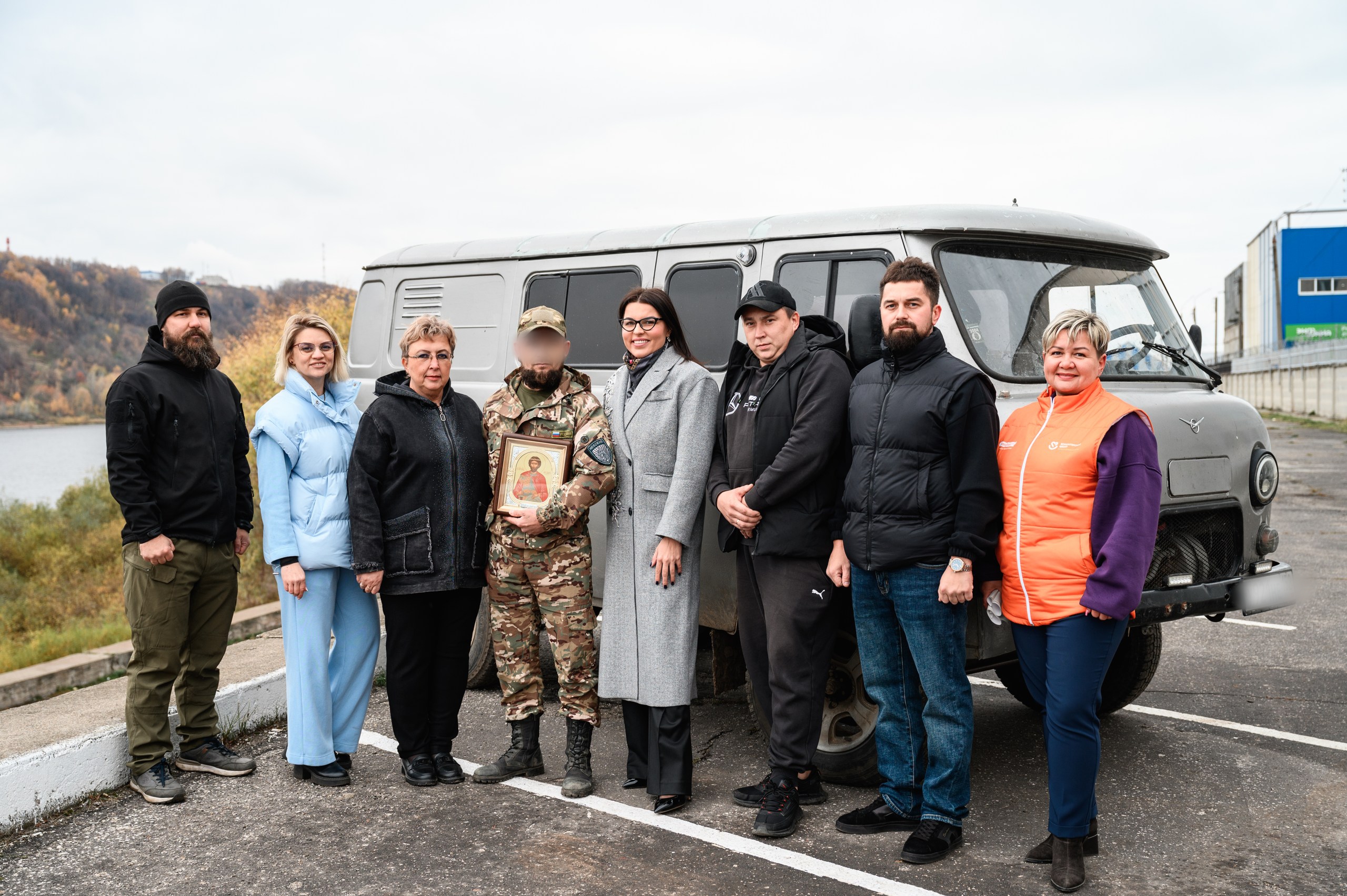 Нижегородские волонтеры передали отечественный внедорожник землякам-бойцам СВО