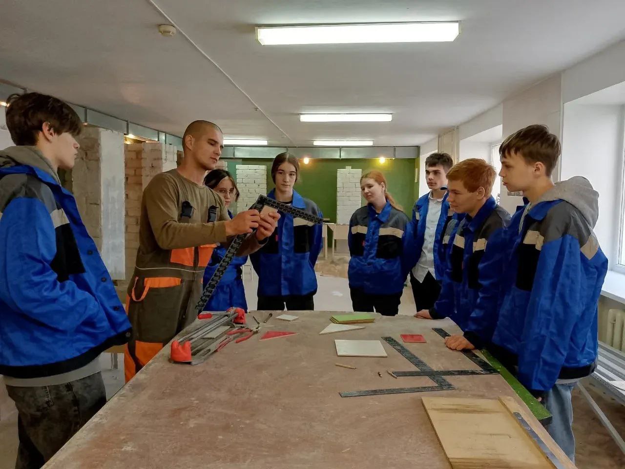 Почти 15 тысяч нижегородцев побывали в колледжах и техникумах «Профессионалитета» в Единый день открытых дверей