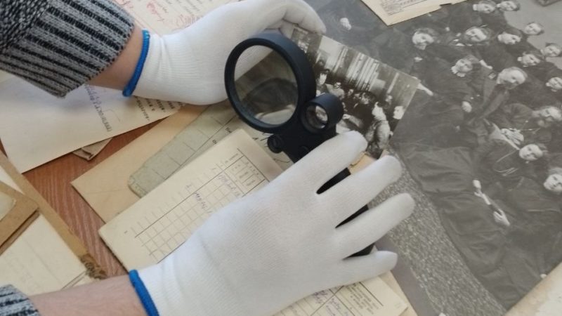 Нижегородские архивисты подготовили ко Дню учителя фотодокументальную выставку