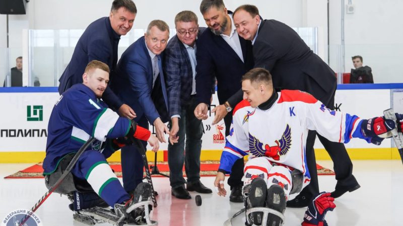 Восемь сильнейших команд страны приняли участие в первом круге чемпионата России по следж-хоккею «Высшая лига» в Дзержинске