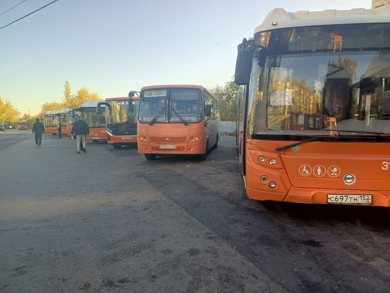 Минтранс и ЦРТС провели в Нижнем Новгороде проверку работы валидаторов на задних площадках автобусов