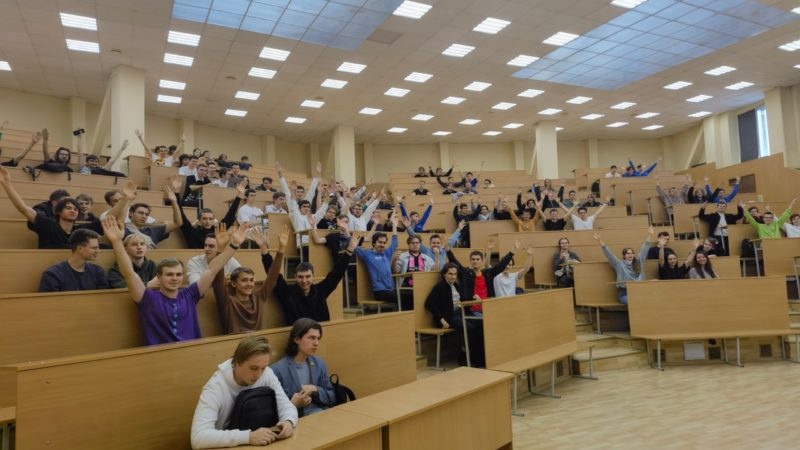 22 команды из Нижегородской области вышли в четвертьфинал чемпионата мира по программированию
