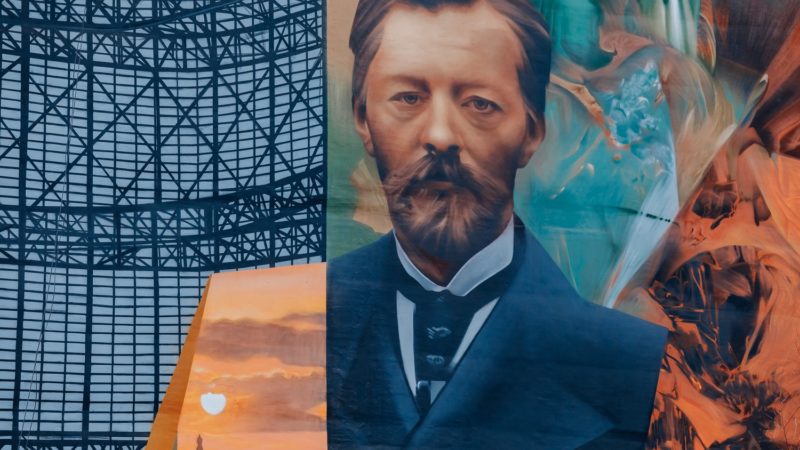 В Нижнем Новгороде открыли мурал в честь знаменитого инженера Владимира Шухова