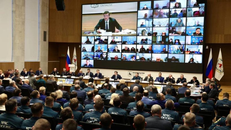Глеб Никитин провел первое в 2026 году заседание комиссии по предупреждению и ликвидации ЧС и обеспечению пожарной безопасности