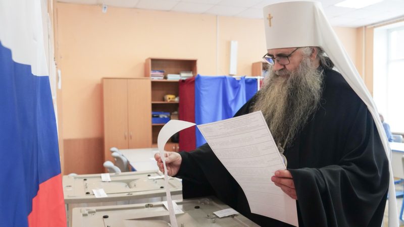 Глава Нижегородской митрополии принял участие в голосовании на выборах депутатов Госдумы РФ и Законодательного собрания региона